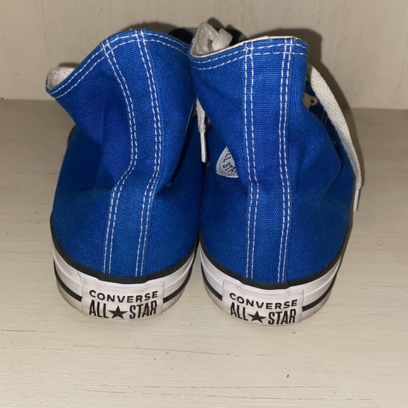 Barely worn chuck taylor sneakers - Picture 2 of 5